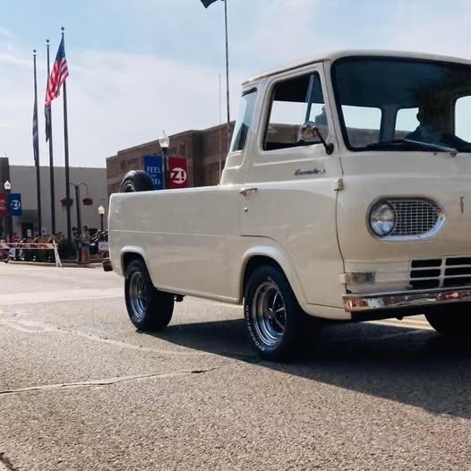 car cruise truck